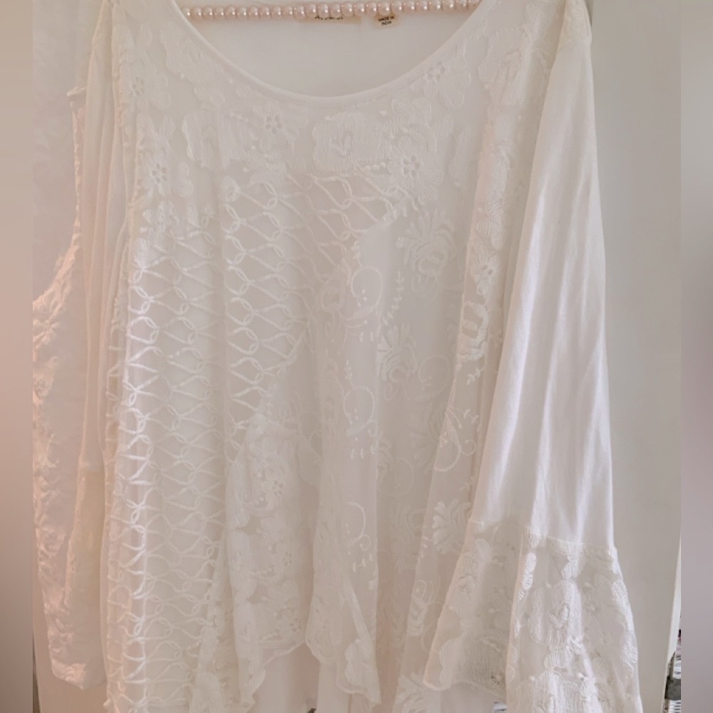 Studio West White Floral Lace Blouse